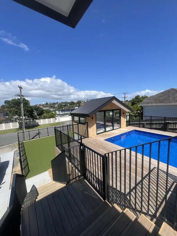 Aluminium pool fence by TK Glass NZ